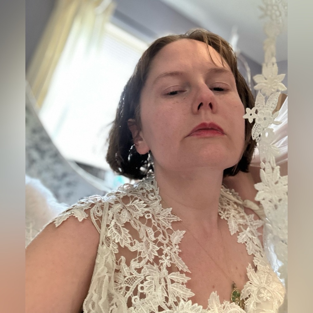 Meet your Posher, Carrie